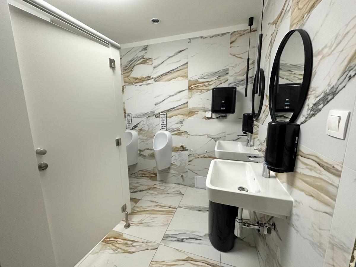 Milia Wine & Event Resort Dunajsky Klatov Luaran gambar