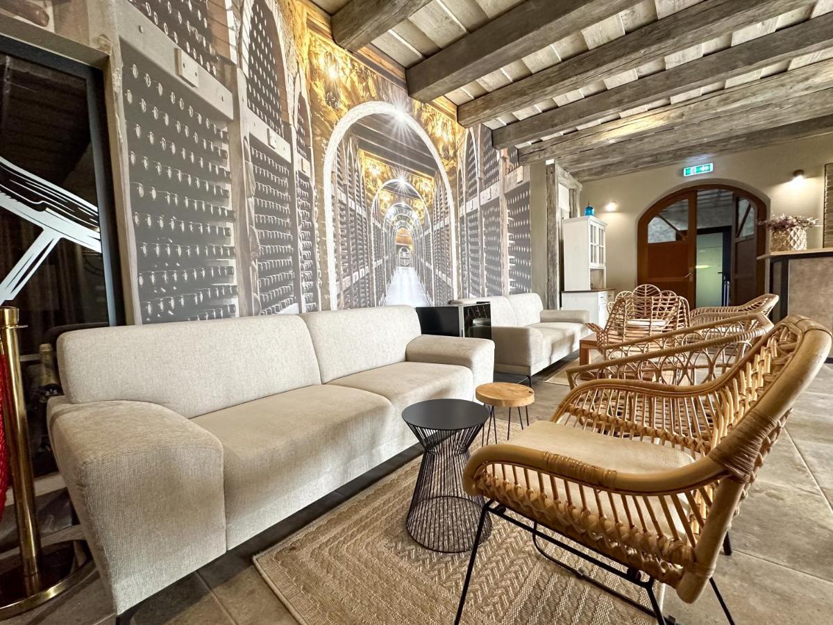 Milia Wine & Event Resort Dunajsky Klatov Luaran gambar